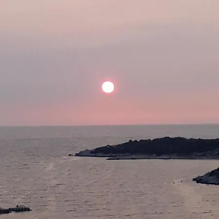Silvi Appartement Ksamil